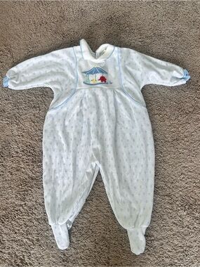 Baby Dior Designer Cozy Light Blue Baby One-Piece Footed Sleeper Large 18-25 lbs